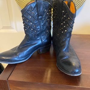 Gently worn Frye ankle boots